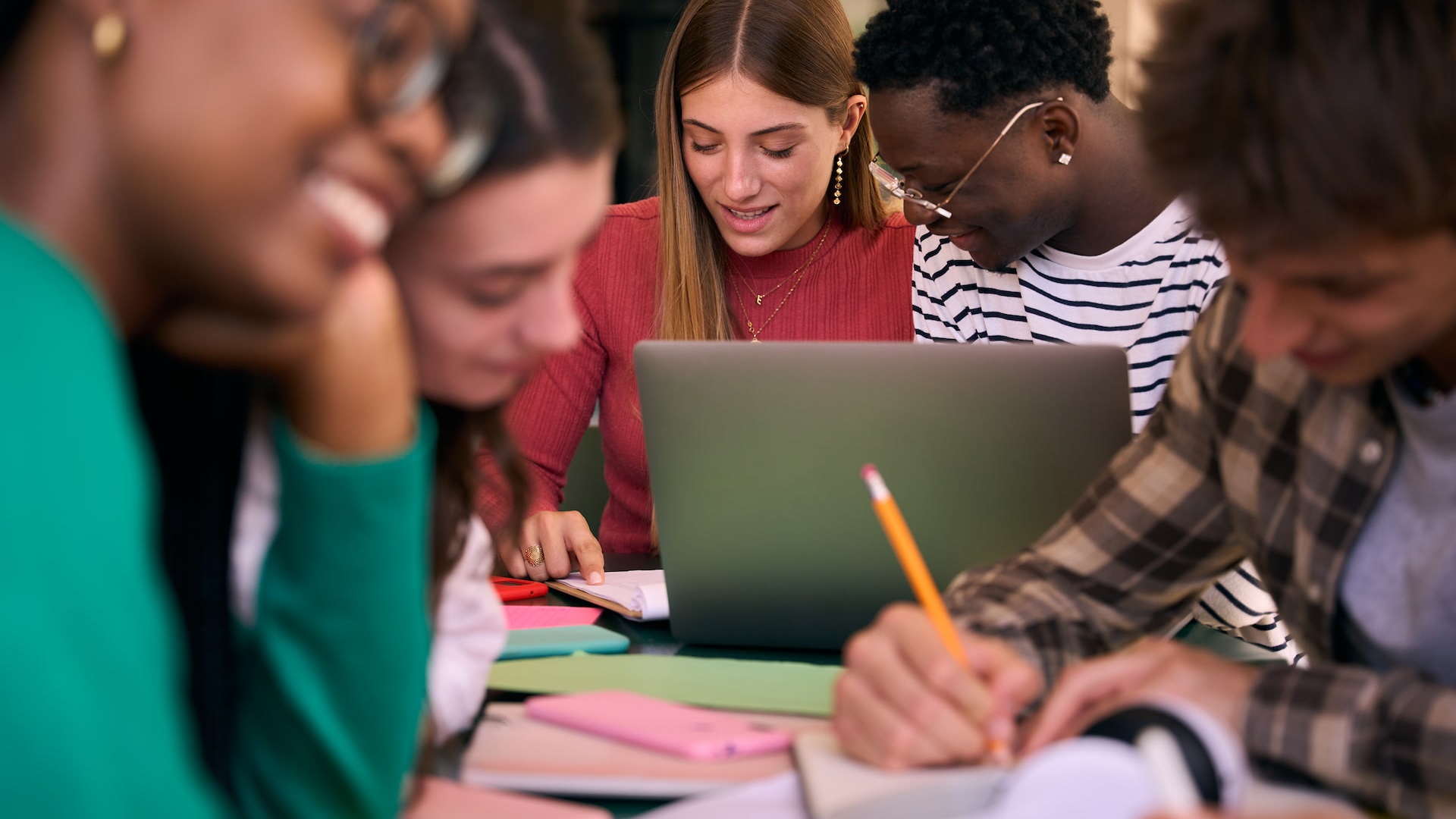 Impulsa tu perfil con cursos gratuitos